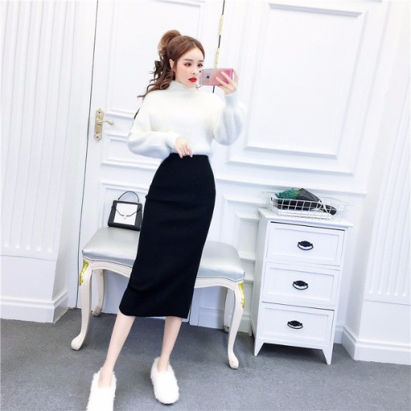 Női pulóver szett pólógallérral és hosszú szoknyával