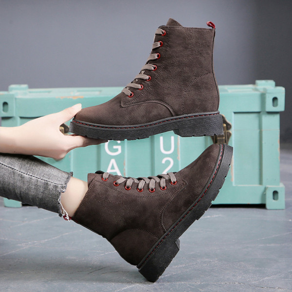 Női velúr csizma lapos talppal, fekete és barna színben