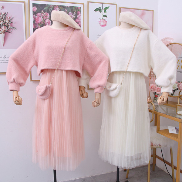 Új modell női pulóver és ruha szett fehér, fekete és rózsaszín színekben