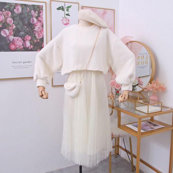 Új modell női pulóver és ruha szett fehér, fekete és rózsaszín színekben