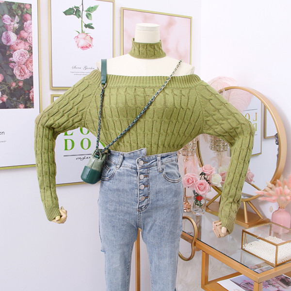 Νέο μοντέλο γυναικείο πουλόβερ με λαιμόκοψη - σε διάφορα χρώματα