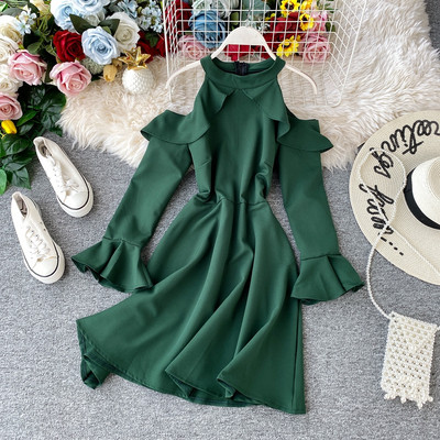 Modern női ruha csupasz váll és hosszú ujjú négy színben