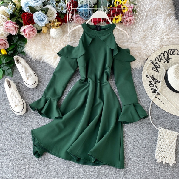 Modern női ruha csupasz váll és hosszú ujjú négy színben