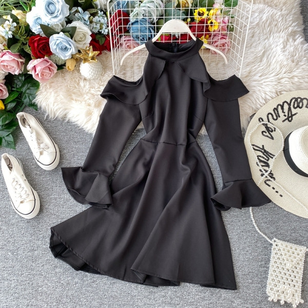 Modern női ruha csupasz váll és hosszú ujjú négy színben