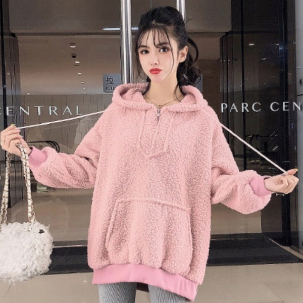 Μακρύ casual γυναικείο φούτερ με κουκούλα σε λευκά και ροζ χρώμα