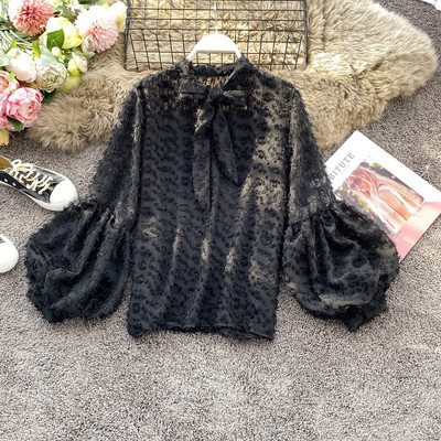 Μοντέρνο γυναικείο πουκάμισο με κορδέλα και φαρδύ μανίκι σε τρία χρώματα