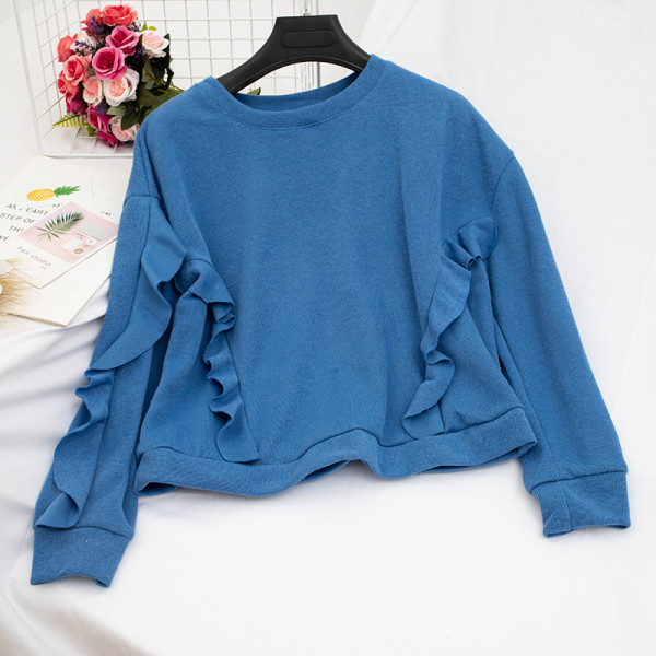 Καθημερινή γυναικεία μπλούζα σε διάφορα χρώματα με οβάλ ντεκολτέ