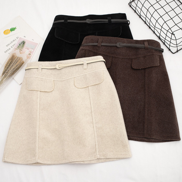 Fusta de dama eleganta in trei culori cu talie inalta si curea