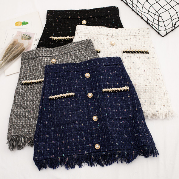 Μοντέρνα γυναικεία φούστα  σε τέσσερα χρώματα με κουμπιά και ψηλή μέση