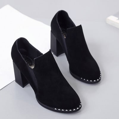 Vastag sarkú női velúr cipő több színben