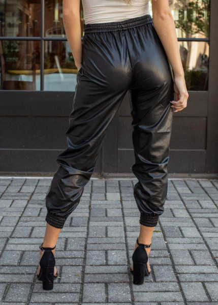 Νεο μοντέλο μοντέρνα δερμάτινα παντελόνια με κορδόνια και τσέπες σε μαύρο χρώμα