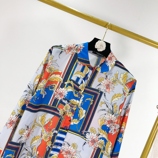 Női széles ing színes jobbos klasszikus modellel