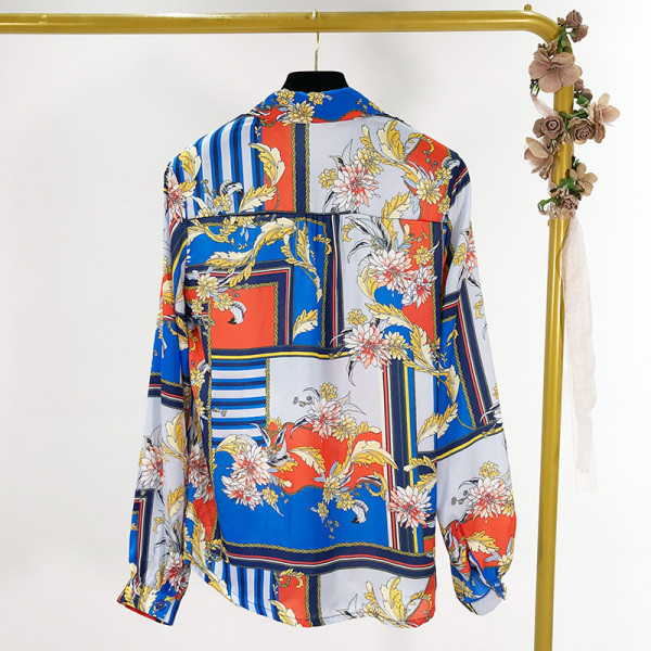 Női széles ing színes jobbos klasszikus modellel