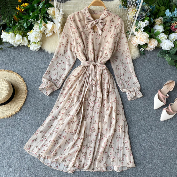 Rochie moderna de dama cu model floral si panglica