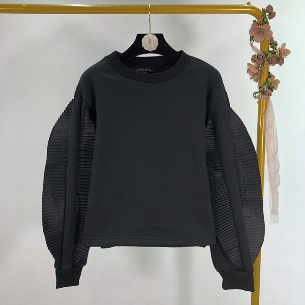 Női rövid, széles ujjú blúz fekete színben