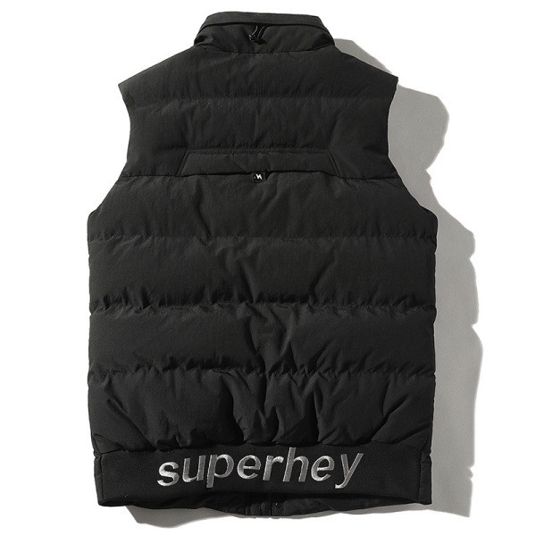 Alkalmi férfi mellény magas gallérral és zsebekkel sárga, fekete és fehér színben