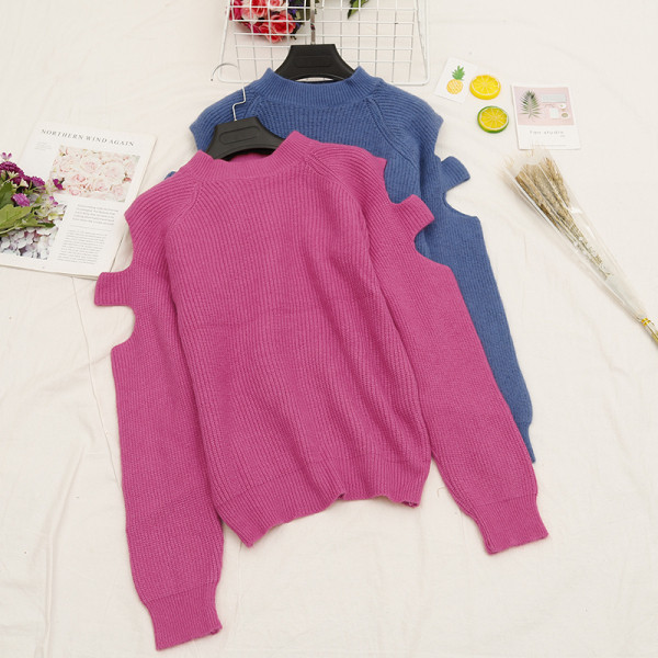 Κορυφαίο γυναικείο πουλόβερ με ωοειδές λαιμόκοψη σε πέντε χρώματα