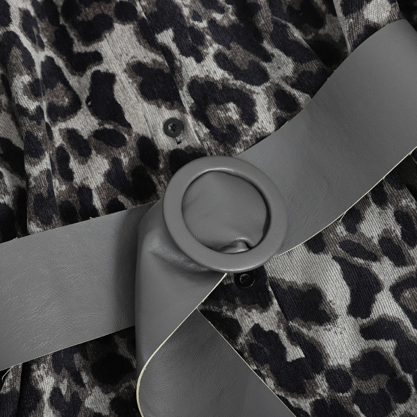 Modern női hosszú ing övvel és állatmintával, két színben