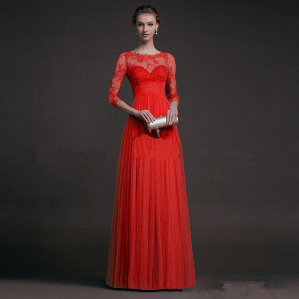 Elegáns női hosszú ruha csipkével és tüllvel, zöld és piros színben