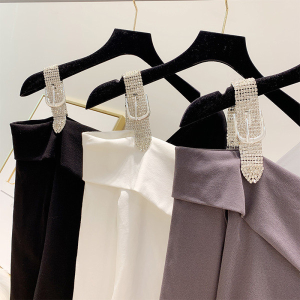 Μοντέρνα  γυναικεία μπλούζα σε γκρι, άσπρο και μαύρο χρώμα