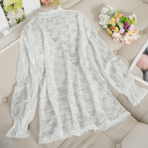 Μοντέρνα δαντελένιαγυναικεία μπλούζα με μεγάλο κολάρο και κεντήματα σε τρία χρώματα