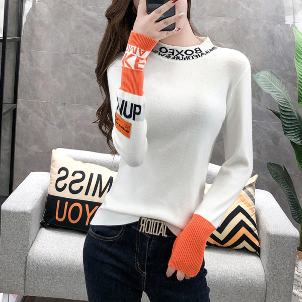 Περιστασιακή γυναικεία μπλούζα με πολύχρωμη επιγραφή σε διάφορα χρώματα