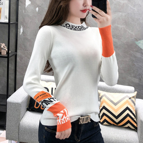 Περιστασιακή γυναικεία μπλούζα με πολύχρωμη επιγραφή σε διάφορα χρώματα