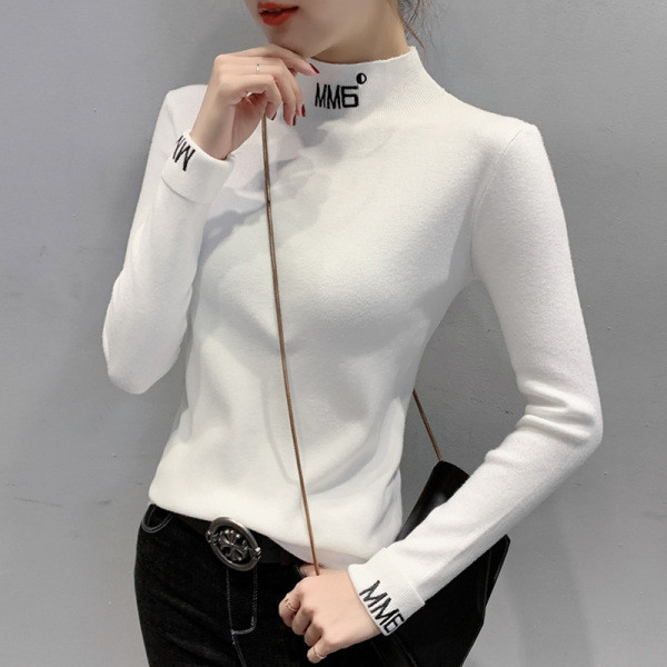 Női modern póló, ujján felirattal több színben