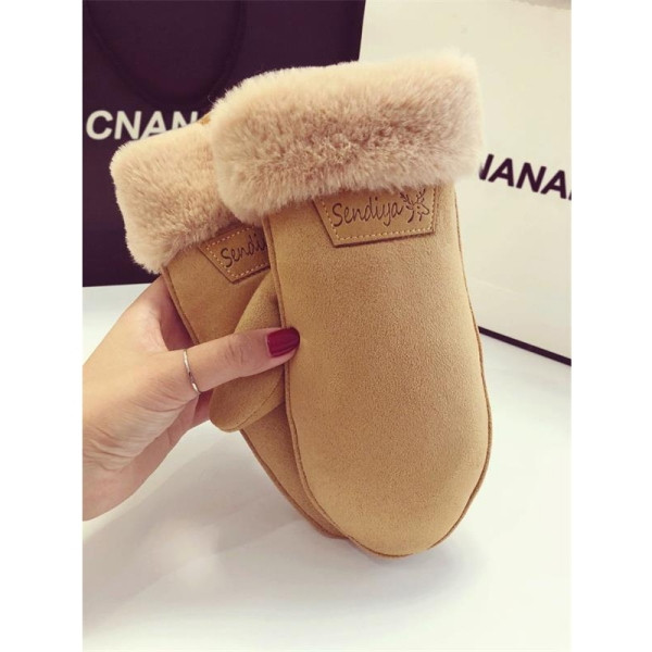 Нов модел дамски ръкавици с пух в кафяв,сив и розов цвят