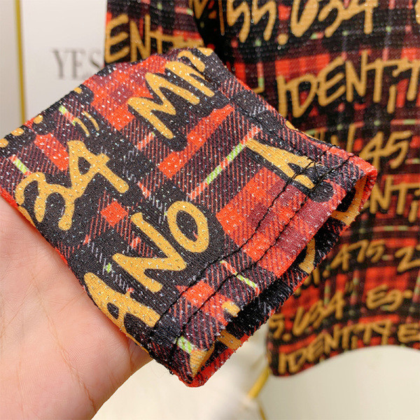 Μοντέρνα γυναικεία μπλούζα με στρογγυλη λαιμόκοψη σε δύο χρώματα