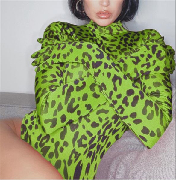 Modern női body állatmintás jobb oldali magas gallérral négy színben