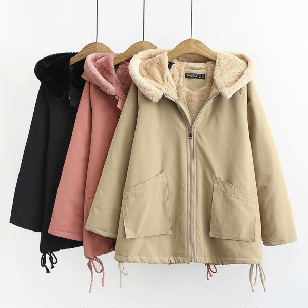 Modern női téli kabát kapucnival és puha béléssel fekete, rózsaszín és bézs színben