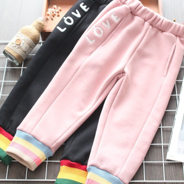 Νέο μοντέλο παιδικό αθλητικό παντελόνι  με κεντήματα σε ροζ και μαύρο χρώμα