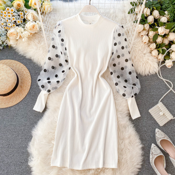 Lezser női ruha kerek nyakkivágással, négy színben