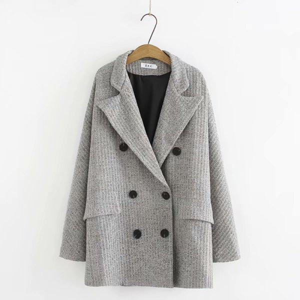 Modern női hosszú kabát, gombokkal és zsebekkel szürke és fekete színben