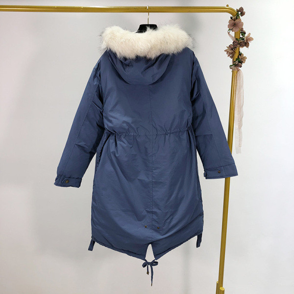 Μακρύ χειμωνιάτικο μπουφάν σε μπλε, μπεζ και μαύρο χρώμα