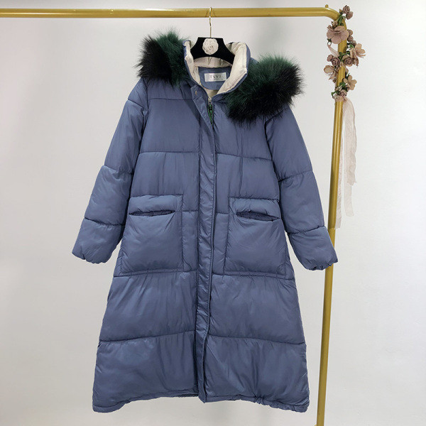 Hosszú téli kabát kék, bézs és fekete pehelyszínnel