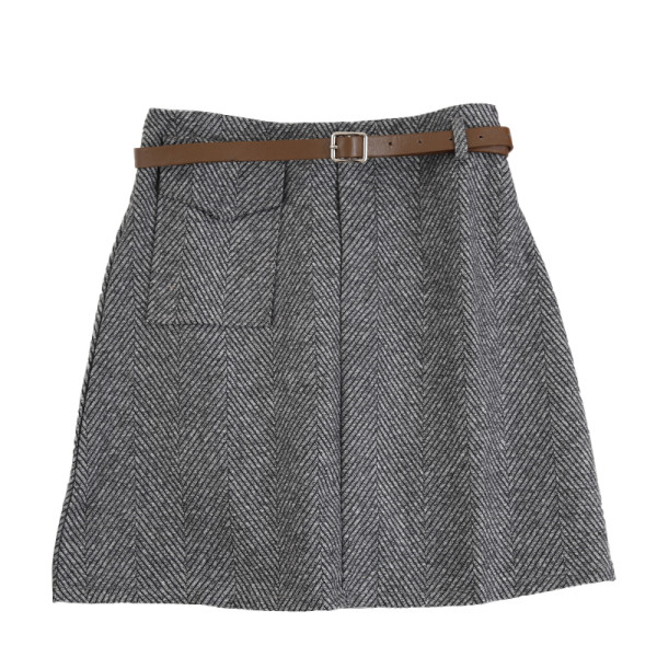 Μοντέρνα  γυναικεία φούστα  σε τρία χρώματα με υψηλή μέση και τσέπη