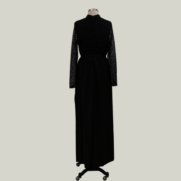 Elegáns női ruha hosszú ujjal és O-nyakú fekete színben