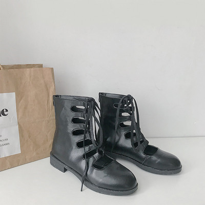 Fekete-fehér női bőrcsizma