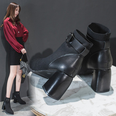 Öko bőrből készült, vastag sarkú női csizma fekete színben