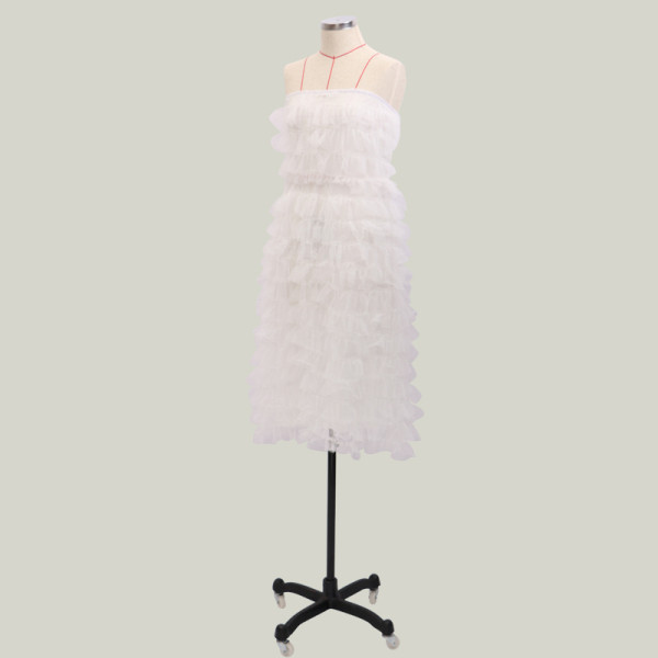 ÚJ modell női rövid pánt nélküli ruha fehér színben