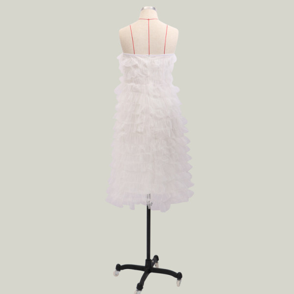 ÚJ modell női rövid pánt nélküli ruha fehér színben