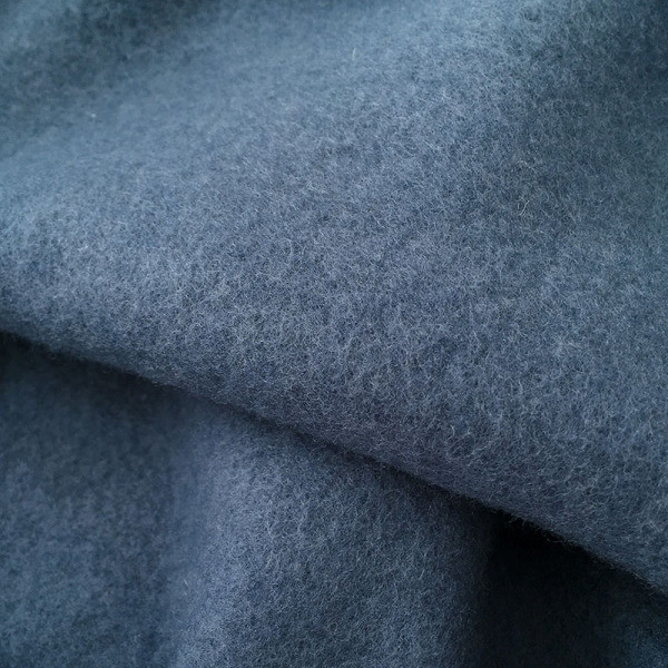 Γυναικεία μπλούζα με μακρύ μανίκι με ωοειδές λαιμόκοψη σε ροζ και μπλε χρώμα