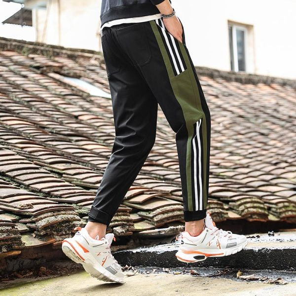 Casual ανδρικά παντελόνια σε δύο χρώματα με τσέπες και κορδόνια