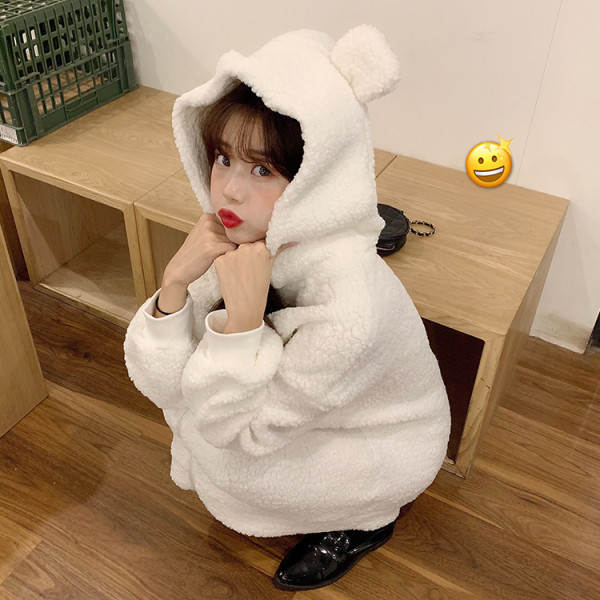 Női mindennapi pehely pulóver 3D elemekkel, fehér színben