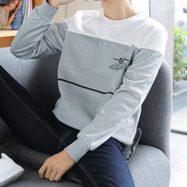 Modern férfi blúz három színben ovális nyakkivágással és feliratokkal