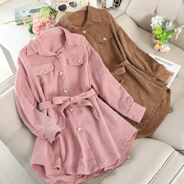 Modern női ruha típusú ing gombokkal és övvel öt színben