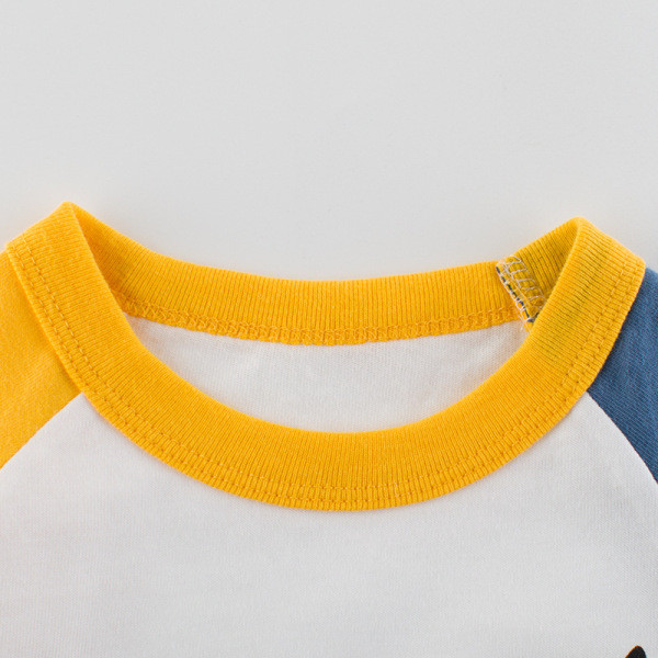 Gyerek blúz fiúknak két színben, különböző felhasználási lehetőséggel