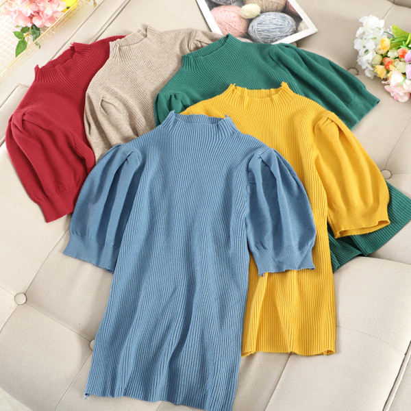 Női pulóver pufi ujjal és pólógallérral több színben